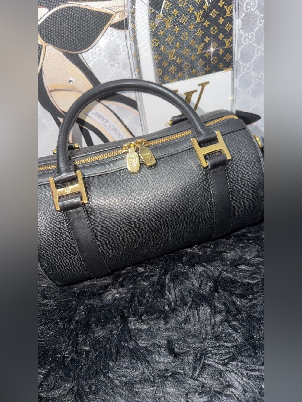 MCM  Papillon Black Leather Top-Handle Satchel with Gold Hardware - Picture 4 of 12